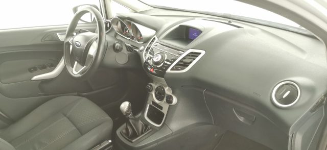 FORD Fiesta usata 32
