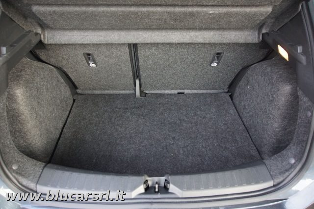 NISSAN Micra usata, con Sedile posteriore sdoppiato