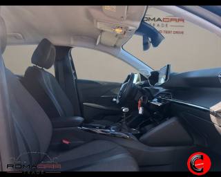 PEUGEOT 208 usata, con Sedile posteriore sdoppiato