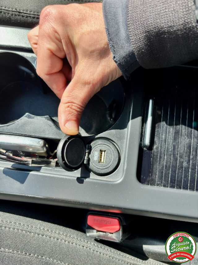 LAND ROVER Discovery Sport usata, con Lettore CD