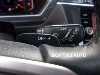 VOLKSWAGEN Tiguan usata, con USB