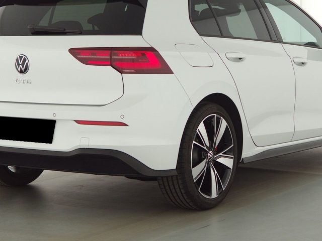 VOLKSWAGEN Golf usata, con Chiusura centralizzata