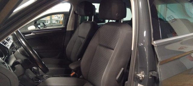 VOLKSWAGEN Tiguan usata, con Bracciolo