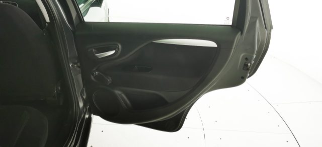 FIAT Punto usata 32