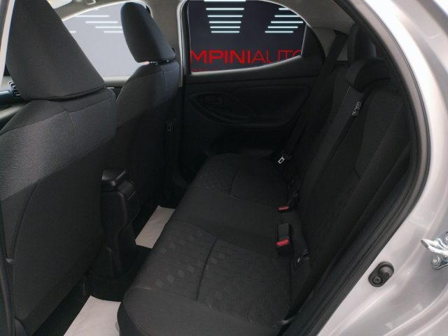 TOYOTA Yaris usata 15
