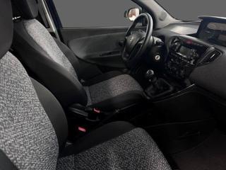 LANCIA Ypsilon usata, con Airbag