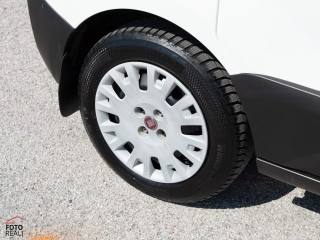 FIAT Fiorino usata 19