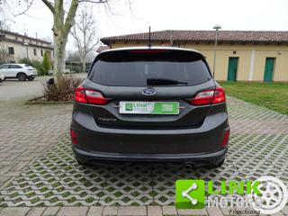FORD Fiesta usata, con Cruise Control