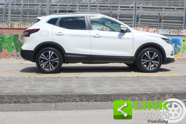 NISSAN Qashqai usata, con Autoradio