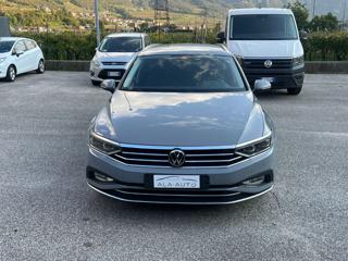 VOLKSWAGEN Passat Variant 2.0 TDI SCR 200 CV 4MOTION DSG Executive