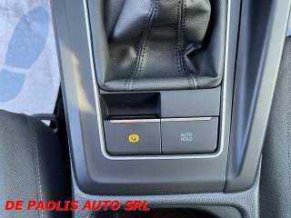 VOLKSWAGEN Golf usata, con Touch screen