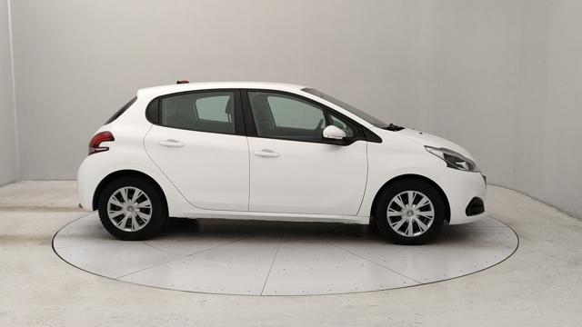 PEUGEOT 208 usata, con Autoradio