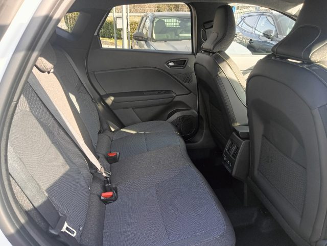 RENAULT Captur usata, con USB