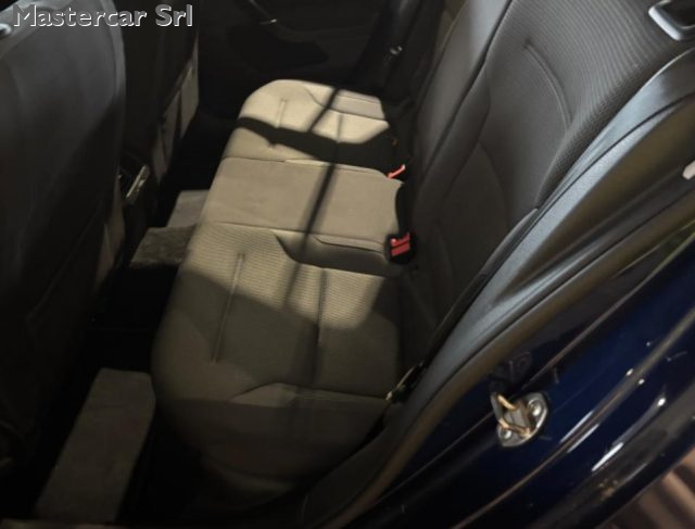 VOLKSWAGEN Golf Variant usata, con Boardcomputer