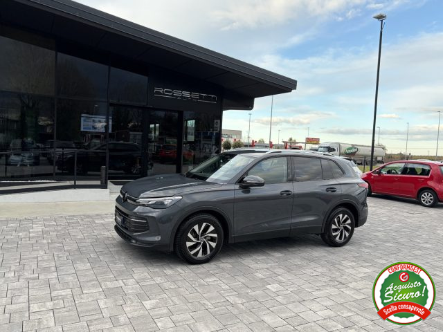 VOLKSWAGEN Tiguan usata, con Airbag laterali