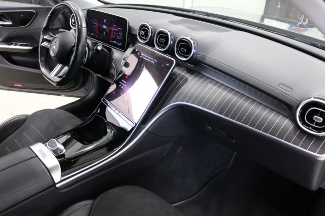 MERCEDES-BENZ C 220 usata, con Autoradio digitale