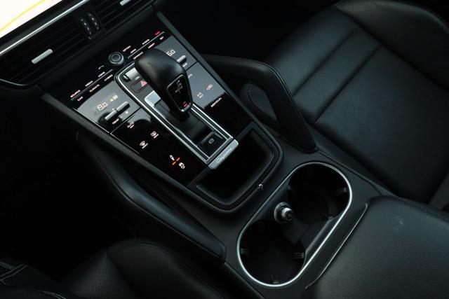 PORSCHE Cayenne usata, con Vivavoce
