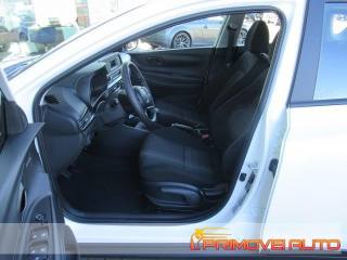 HYUNDAI Bayon usata, con Airbag laterali