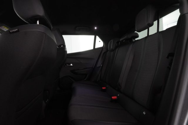 PEUGEOT 2008 usata 9
