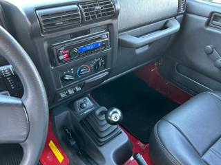 JEEP Wrangler usata, con USB