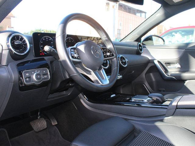 MERCEDES-BENZ A 180 usata, con Climatizzatore