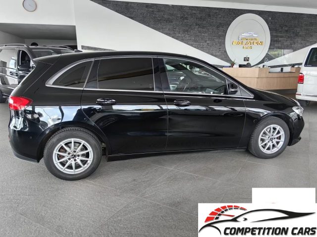 MERCEDES-BENZ B 180 usata, con Cerchi in lega
