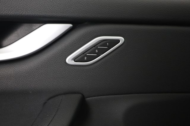 MASERATI Levante usata 14