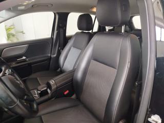 MERCEDES-BENZ GLA 200 usata, con Chiusura centralizzata