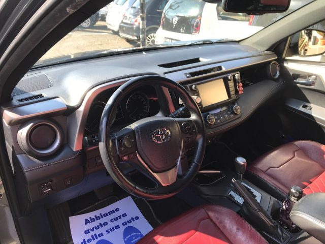 TOYOTA RAV 4 MY23 usata, con Autoradio