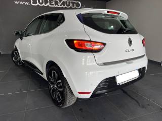 RENAULT Clio usata, con Airbag laterali
