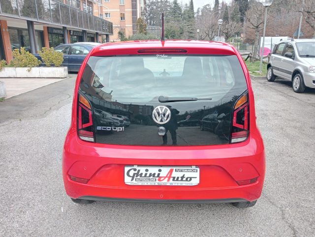 VOLKSWAGEN up! usata, con Boardcomputer