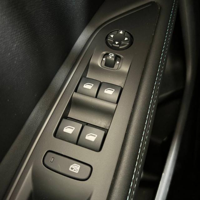 PEUGEOT 3008 usata, con Vivavoce