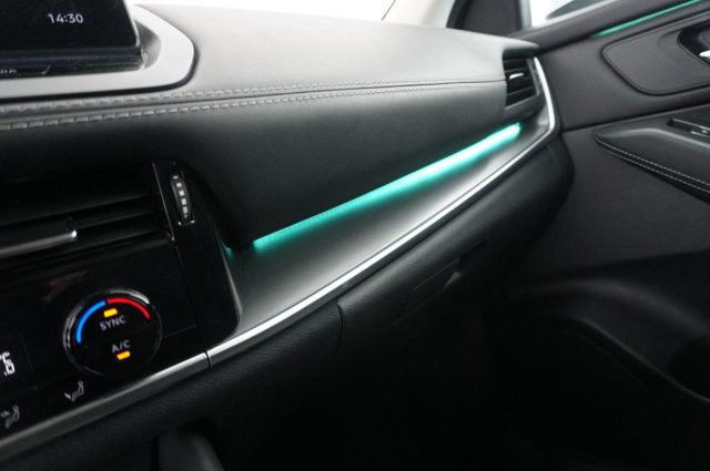 NISSAN Qashqai usata, con Controllo elettronico della corsia