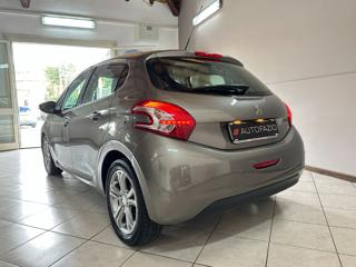 PEUGEOT 208 usata, con Airbag Passeggero