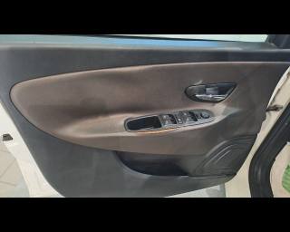 LANCIA Ypsilon usata 29