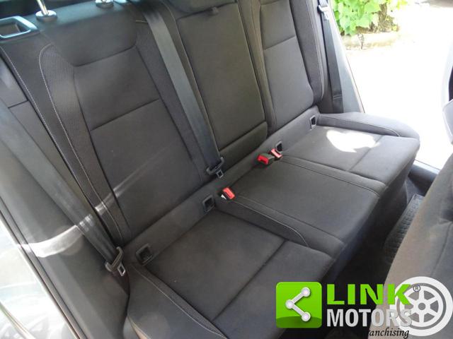 SKODA Karoq usata, con USB