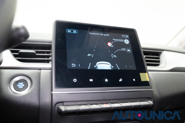RENAULT Captur usata, con Sensori di parcheggio anteriori