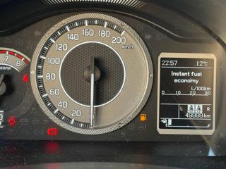 SUZUKI Ignis usata, con Fari LED