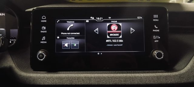 SKODA Kamiq usata, con Sensori di parcheggio posteriori