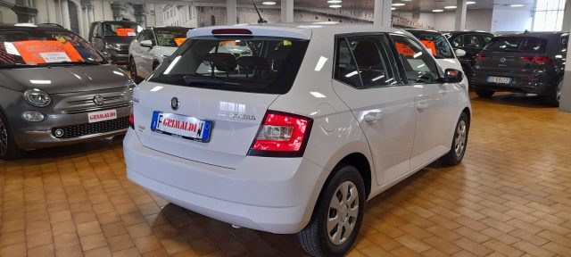 SKODA Fabia usata, con Specchietti laterali elettrici