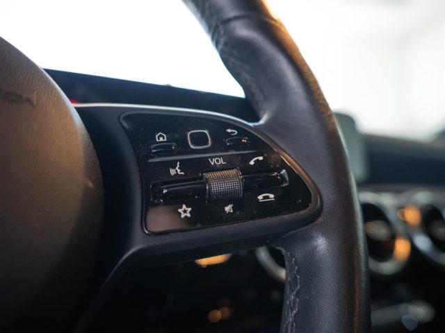 MERCEDES-BENZ B 180 usata, con Regolazione elettrica sedili
