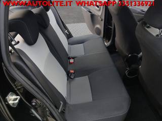 TOYOTA Yaris usata, con Bracciolo