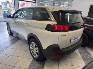 PEUGEOT 5008 usata, con Alzacristalli elettrici