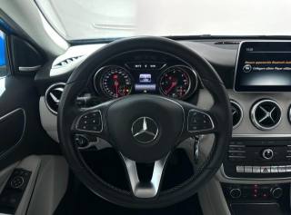 MERCEDES-BENZ A 200 usata, con Chiusura centralizzata