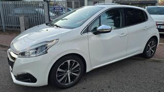 PEUGEOT 208 usata, con Airbag