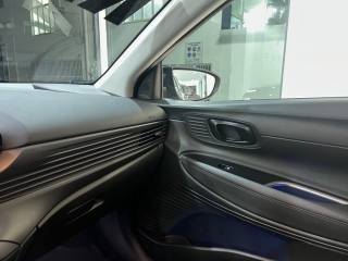 HYUNDAI Bayon usata, con Bracciolo