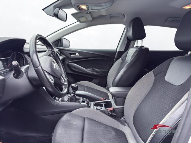 OPEL Grandland X usata 8