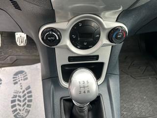 FORD Fiesta usata, con USB