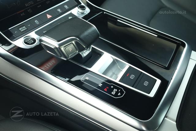 AUDI Q8 usata, con Boardcomputer