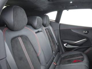 ASTON MARTIN DBX usata 10